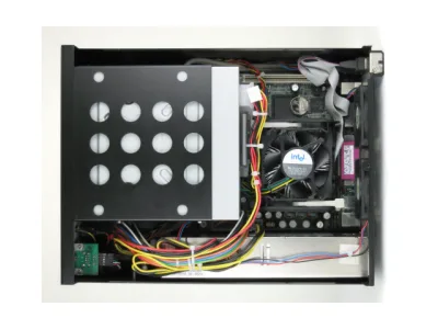 Mini-ITX Panel Mount/Desktop Industrial Computer - image 3